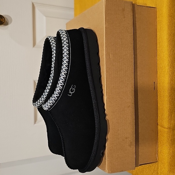 UGG Tasman II Black Sz 6K/8W NIB - Picture 1 of 10